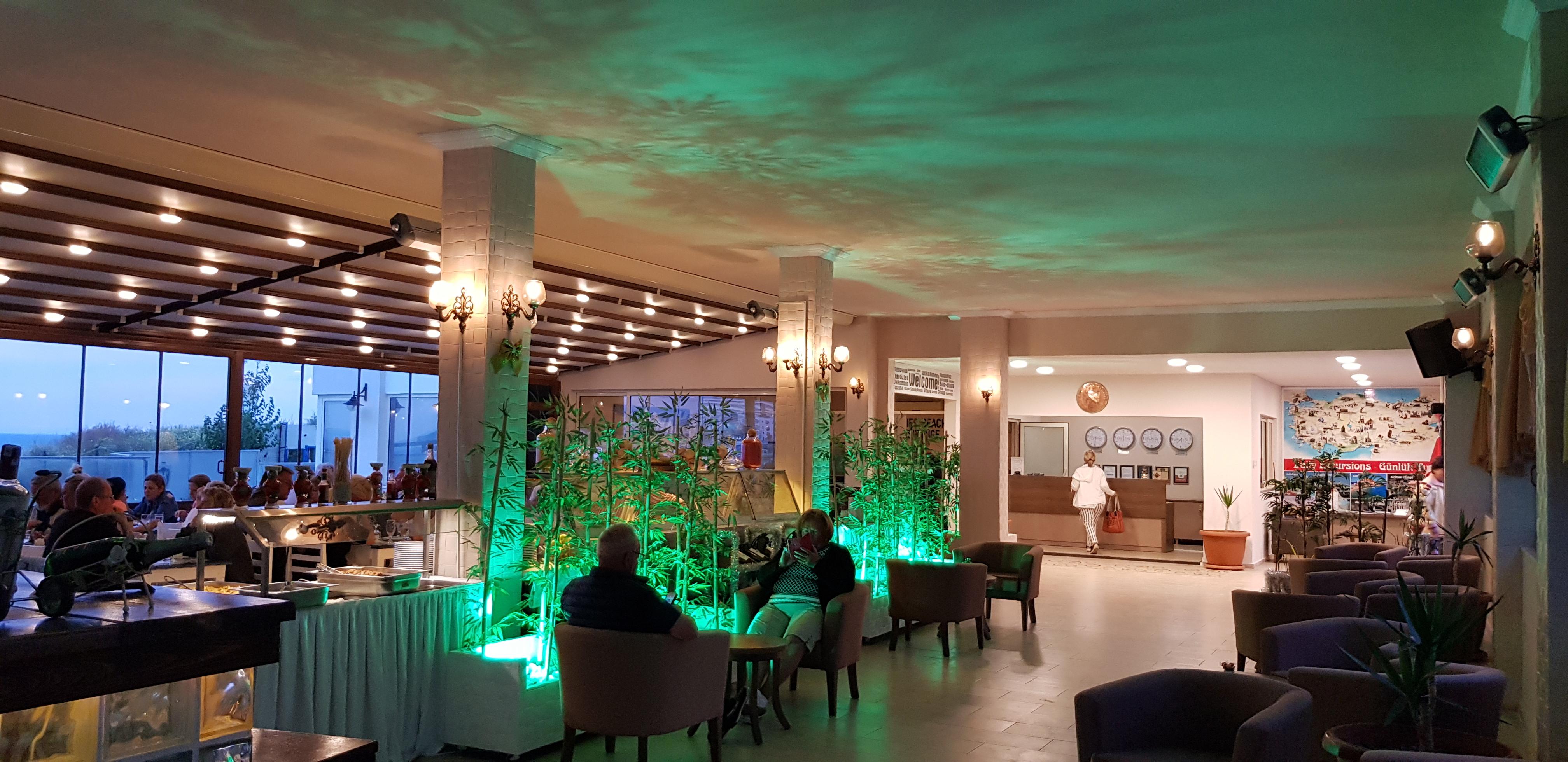 Ladies Beach Suite Hotel (Adults Only) Kuşadası Buitenkant foto